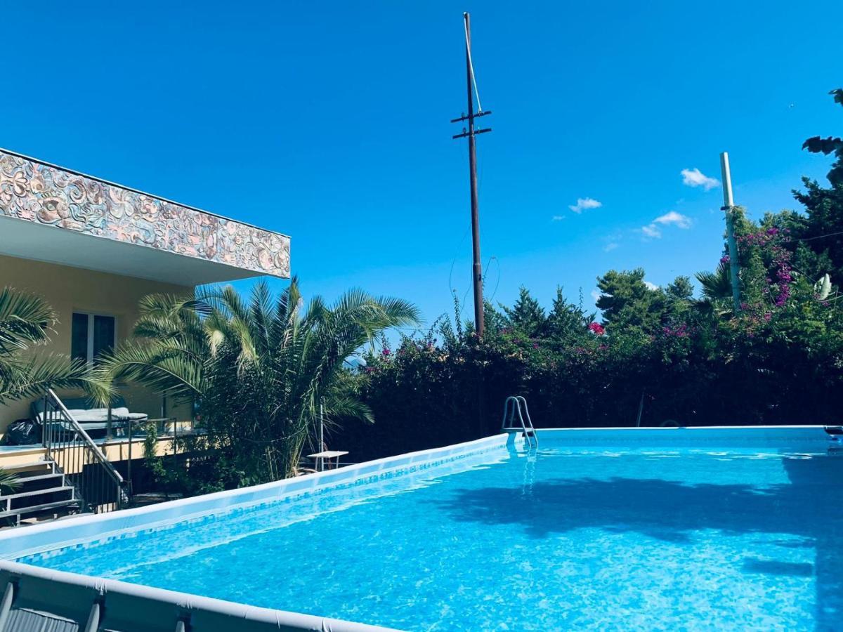 Appartamento 8 Pax In Villa Francesca Sicily Sul Mare 卡斯特尔达恰 外观 照片