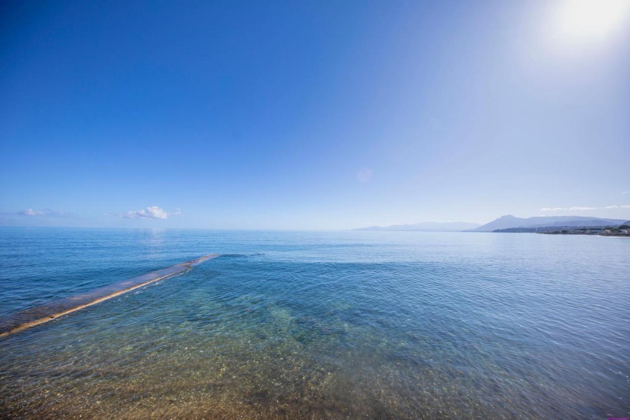 Appartamento 8 Pax In Villa Francesca Sicily Sul Mare 卡斯特尔达恰 外观 照片