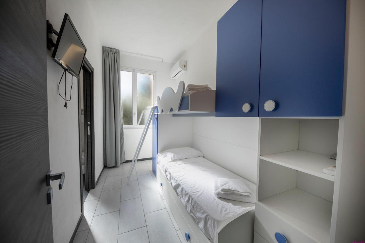 Appartamento 8 Pax In Villa Francesca Sicily Sul Mare 卡斯特尔达恰 外观 照片